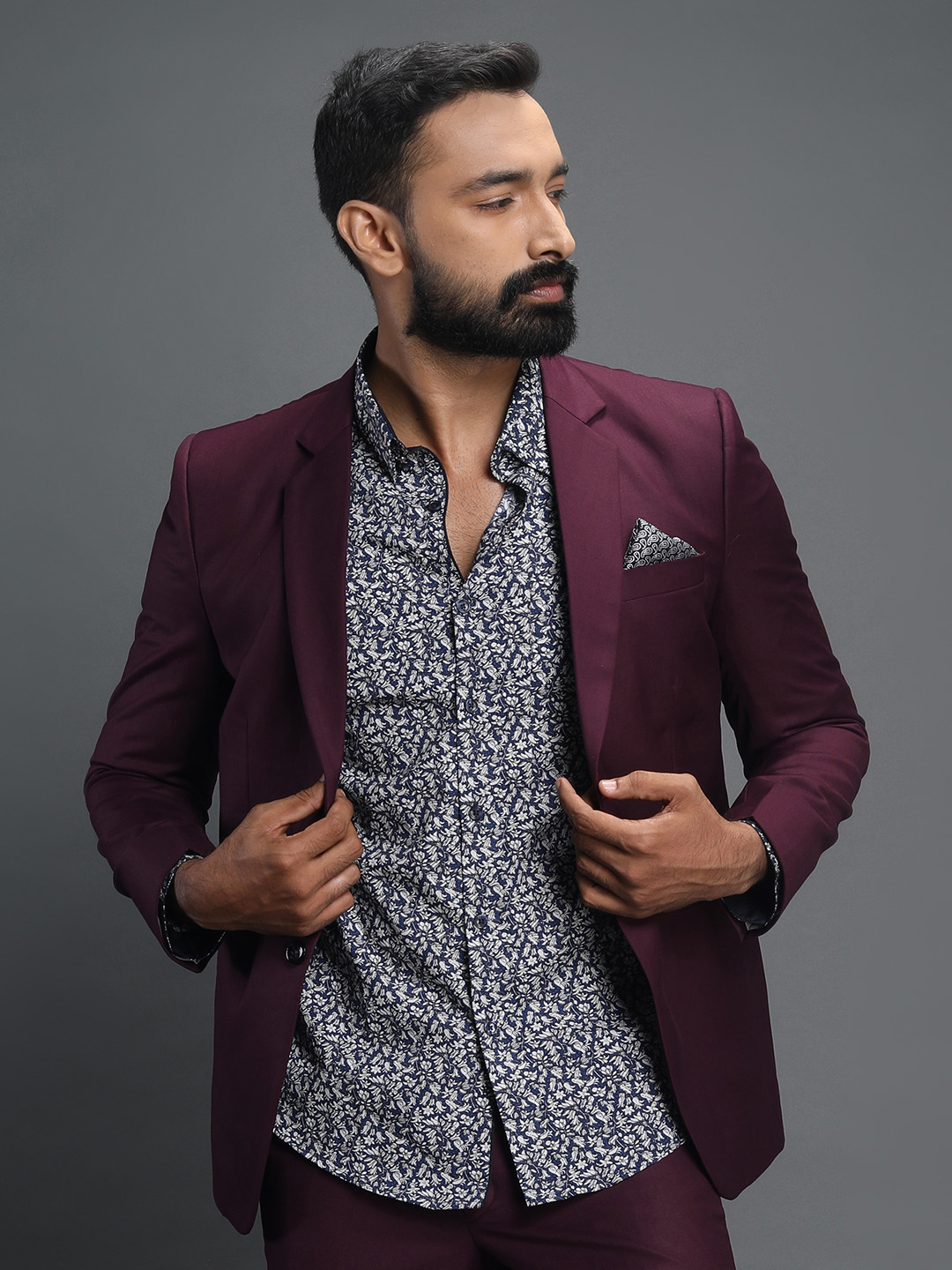 displaying image of Maroon 2 Piece Suit