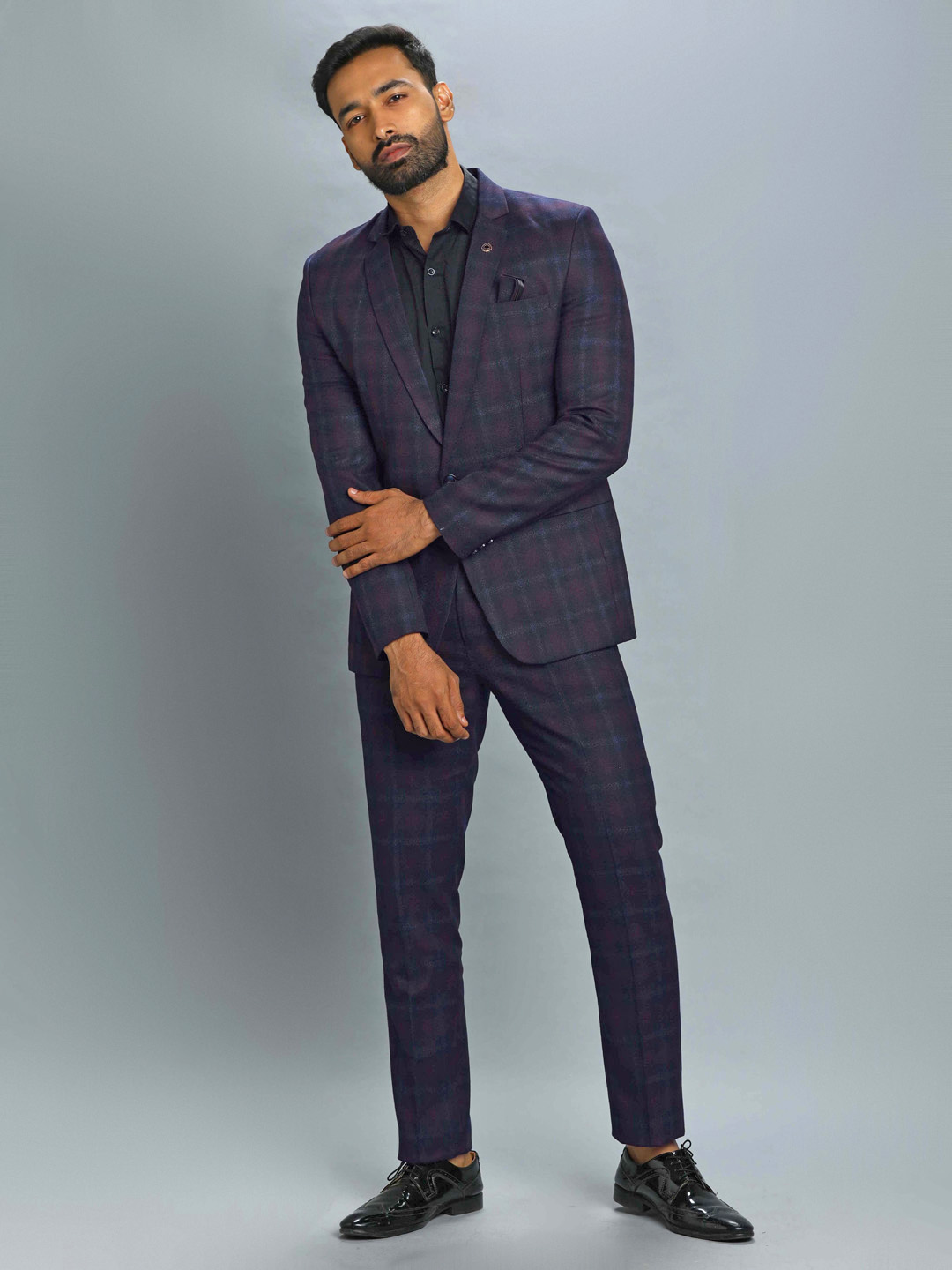 Shaded Wine Blue Checks Suit