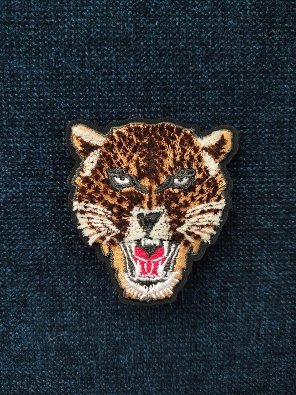 displaying image of Tiger Velcro Brooch