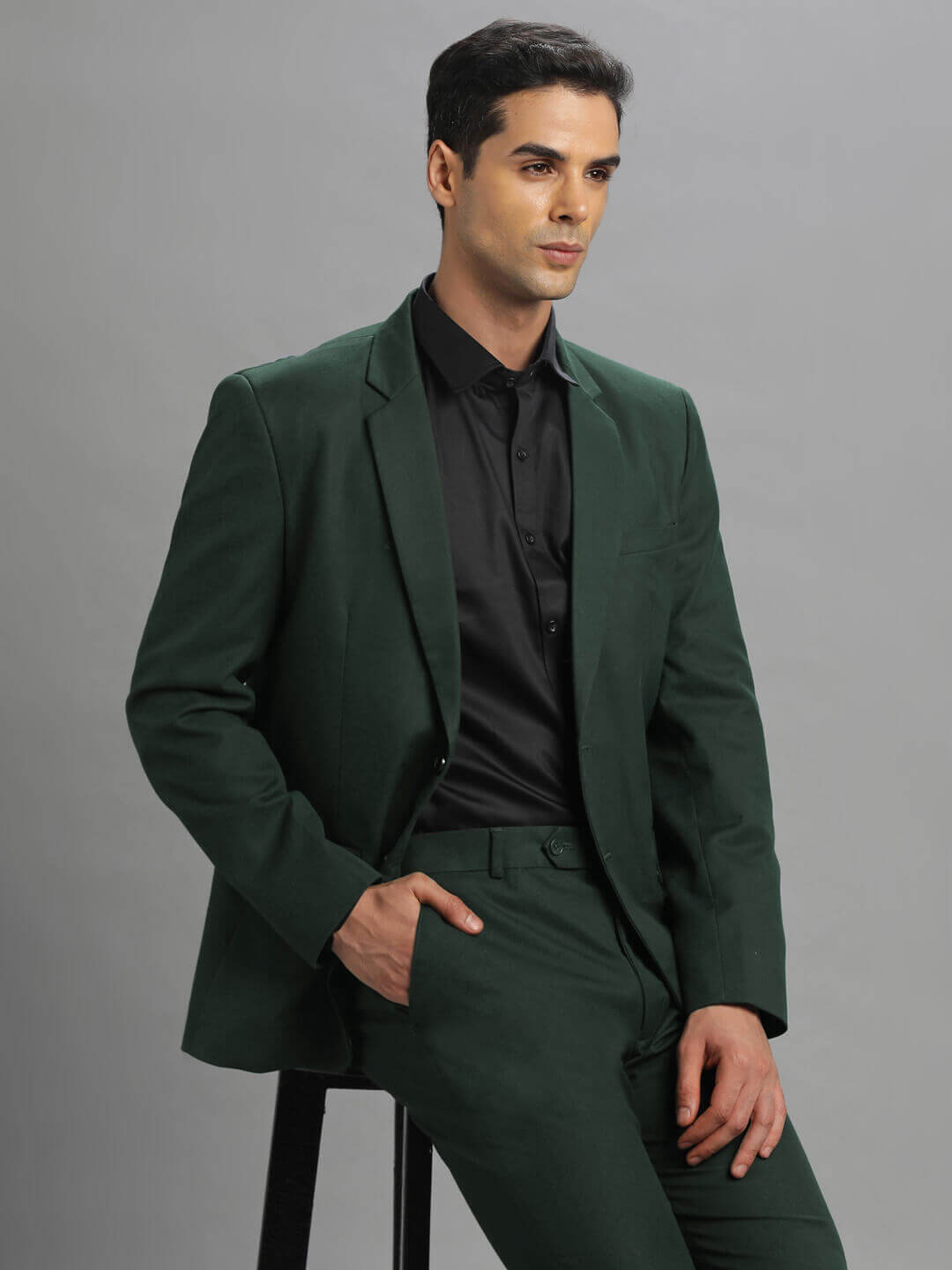 displaying image of Dark Green 2 Piece Suit