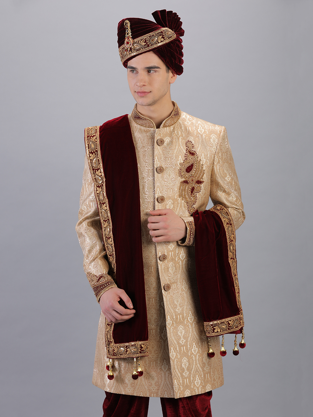 embroidered-groom-heavy-sherwani