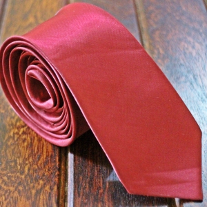 maroon-tie