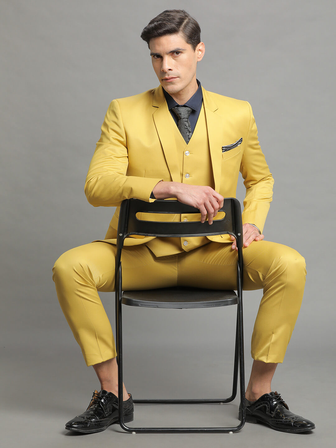 yellow-3-piece-suit